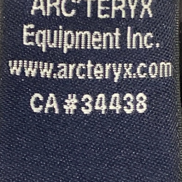 RARE Arc’teryx women’s GORETEX XCR Primaloft insulated hooded jacket size xs - Picture 3 of 3